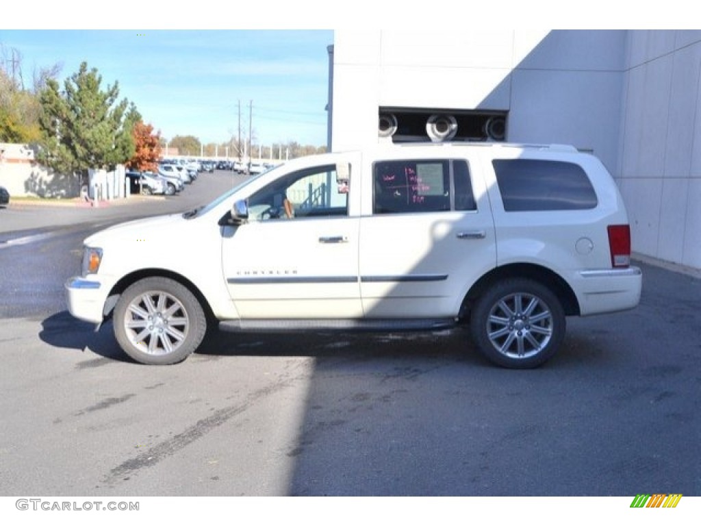 2007 Aspen Limited HEMI 4WD - Cool Vanilla White / Dark Slate Gray/Light Slate Gray photo #3
