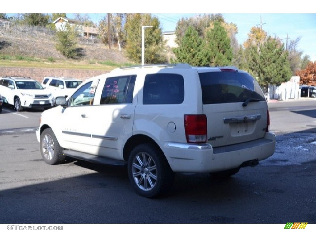 2007 Aspen Limited HEMI 4WD - Cool Vanilla White / Dark Slate Gray/Light Slate Gray photo #4