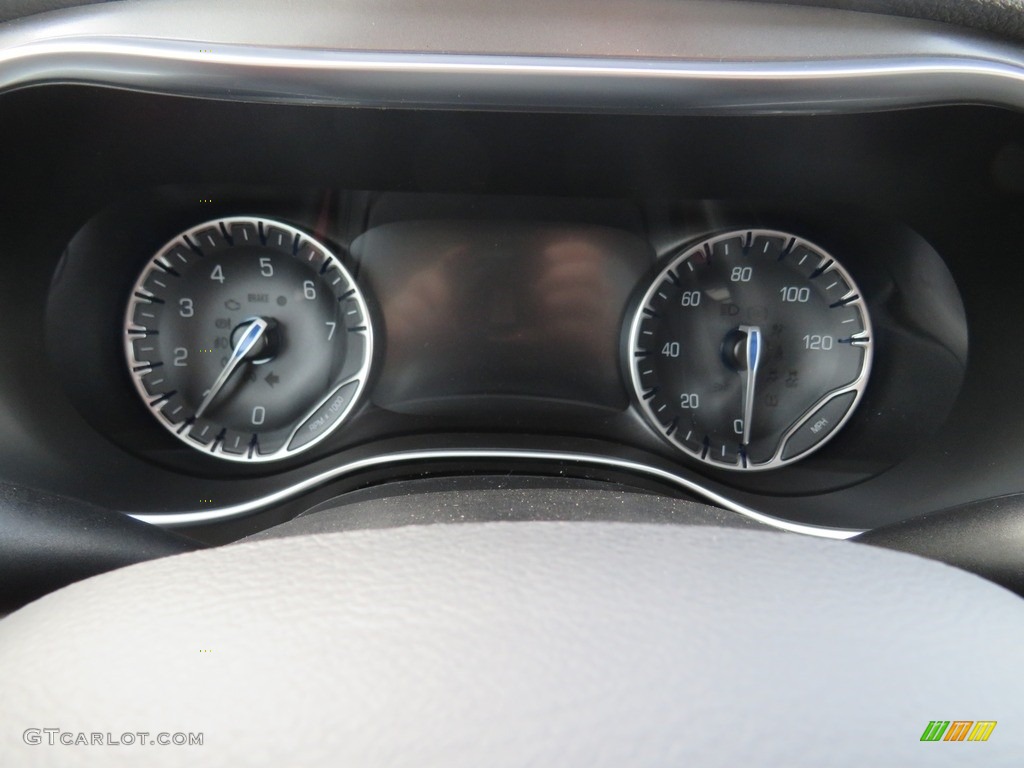 2019 Chrysler Pacifica Limited Gauges Photos