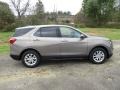 Pepperdust Metallic - Equinox LT AWD Photo No. 2