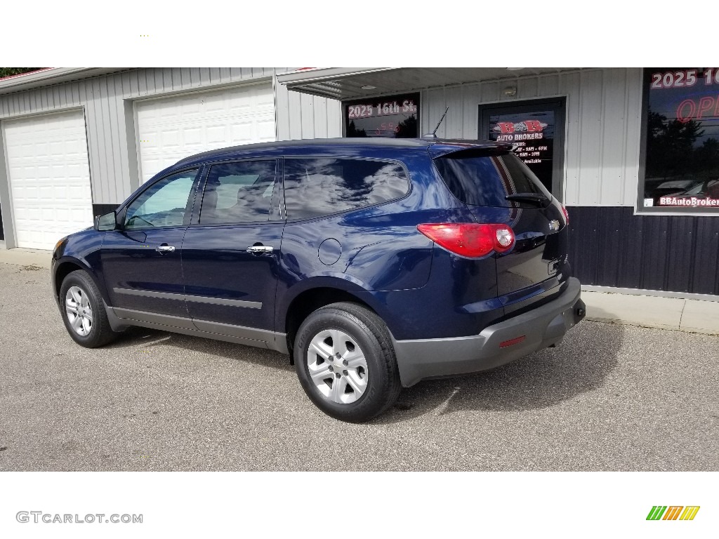 2011 Traverse LS - Dark Blue Metallic / Dark Gray/Light Gray photo #3