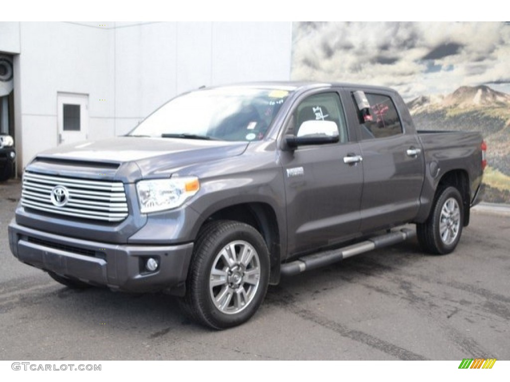 2015 Tundra Platinum CrewMax 4x4 - Magnetic Gray Metallic / Black photo #2