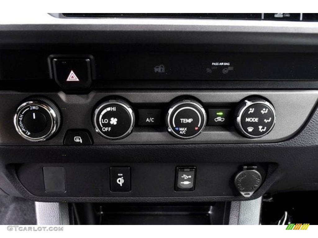 2019 Toyota Tacoma TRD Off-Road Access Cab 4x4 Controls Photos