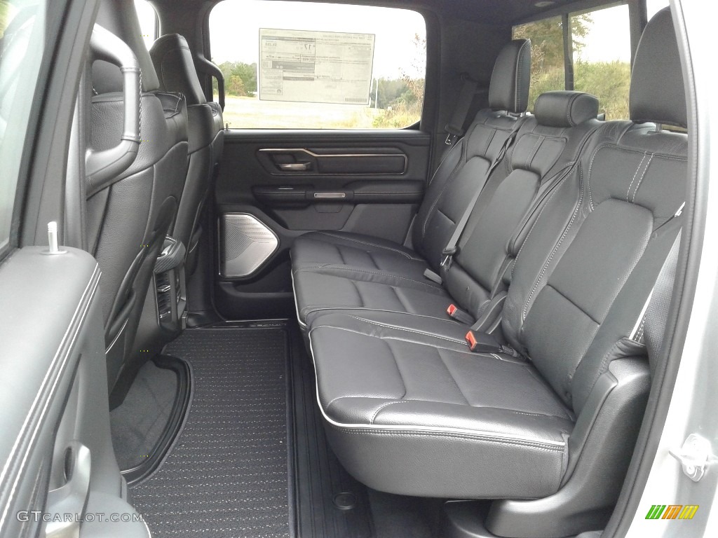 2019 1500 Limited Crew Cab 4x4 - Billett Silver Metallic / Black photo #12