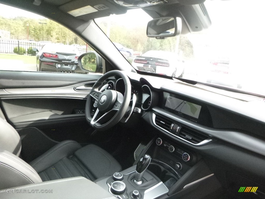 Black Interior 2019 Alfa Romeo Stelvio Ti Sport AWD Photo #130108355