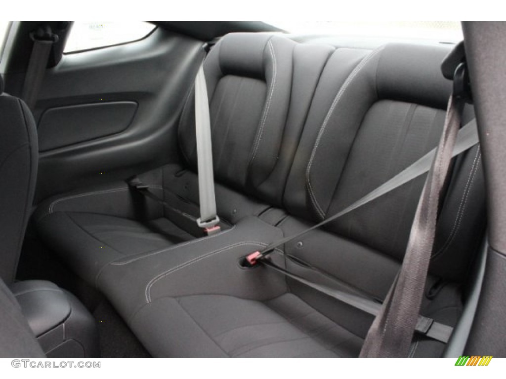 2019 Ford Mustang GT Fastback Rear Seat Photo #130108547