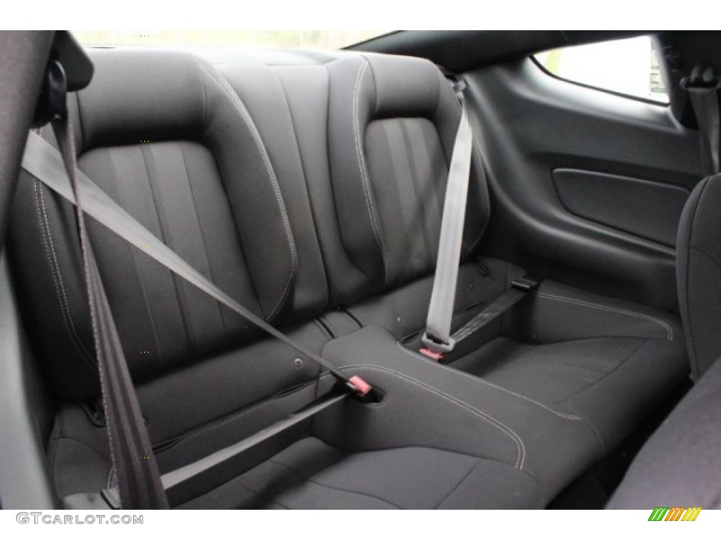 2019 Ford Mustang GT Fastback Rear Seat Photo #130108778