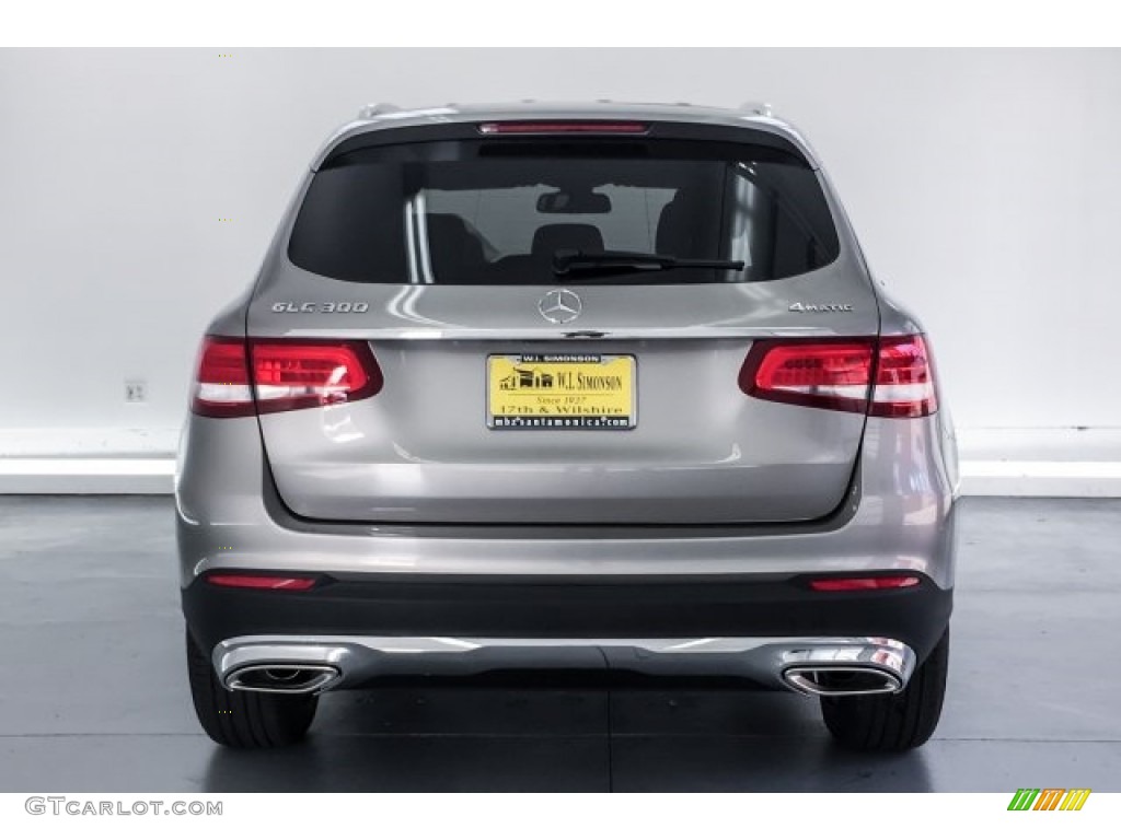 2019 GLC 300 4Matic - Mojave Silver Metallic / Black photo #3