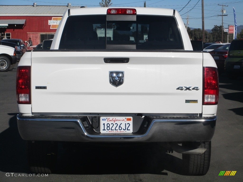 2018 1500 SLT Quad Cab 4x4 - Bright White / Black/Diesel Gray photo #6