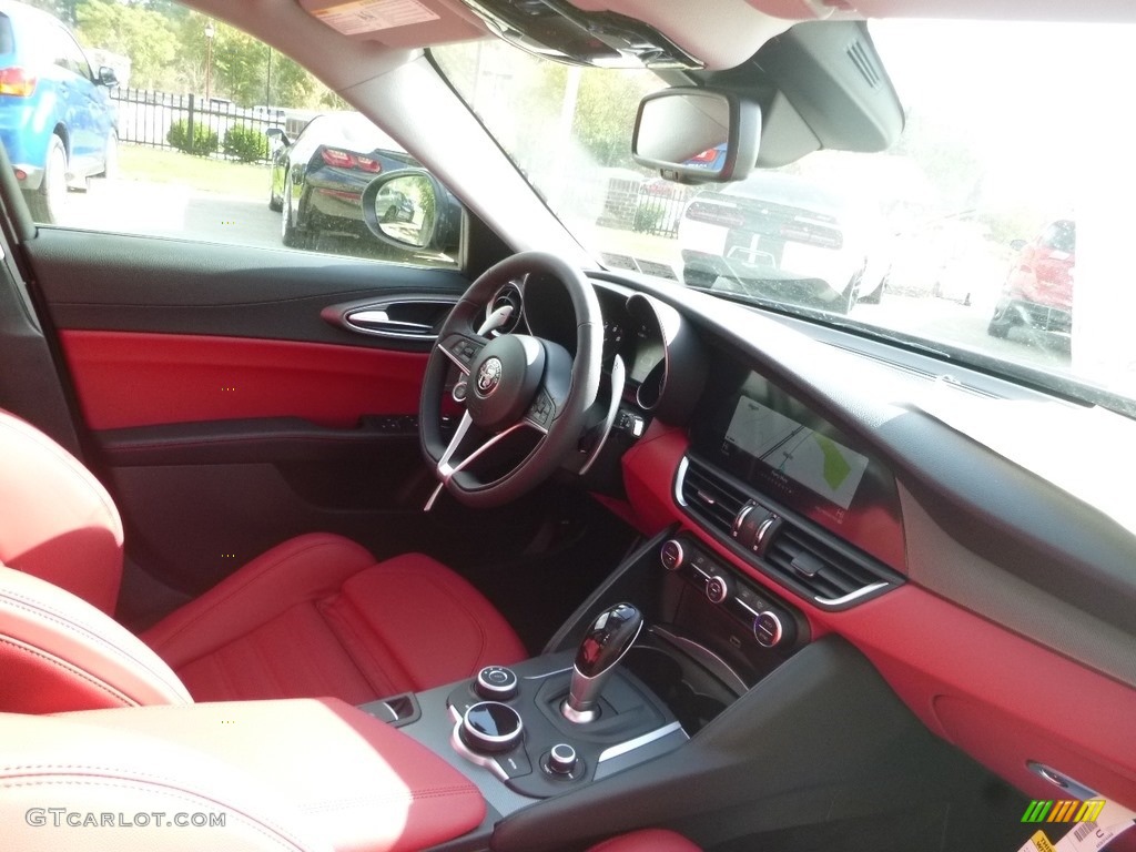 2018 Giulia Ti AWD - Vesuvio Gray Metallic / Black/Red photo #16