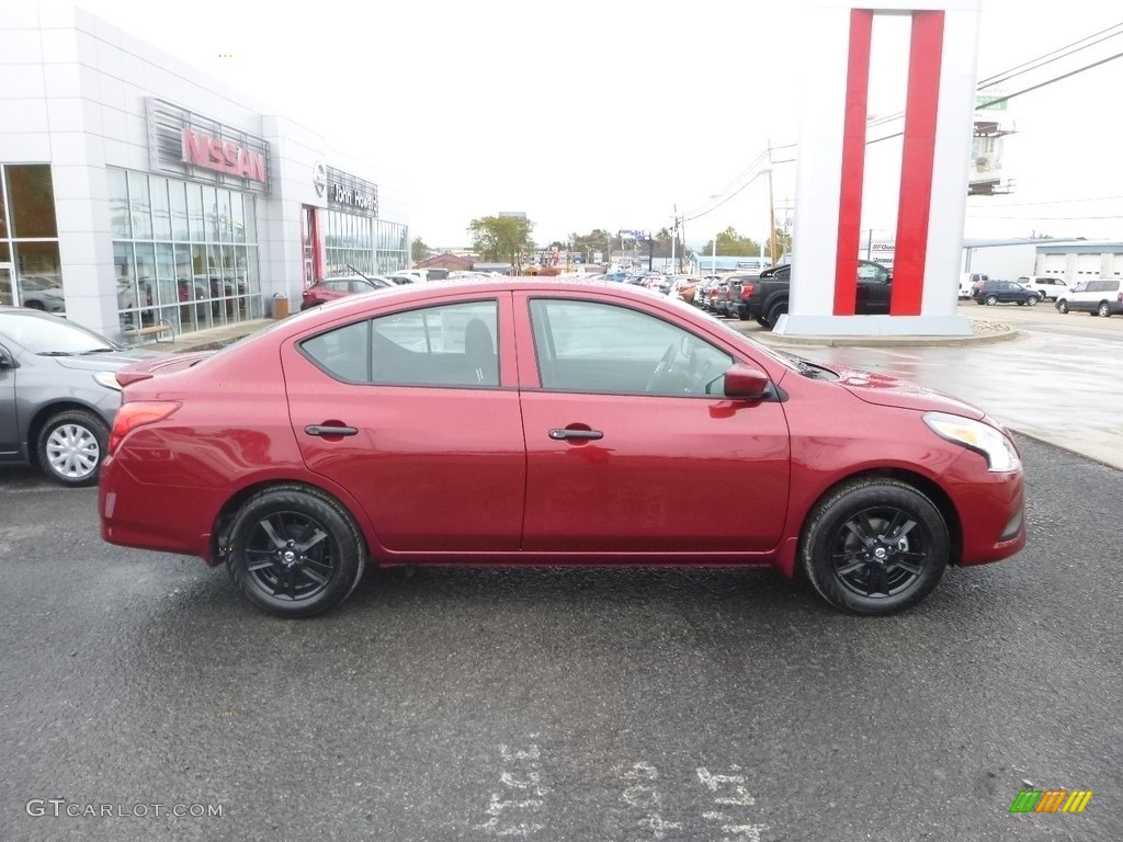 2019 Versa S Plus - Cayenne Red Metallic / Charcoal photo #3