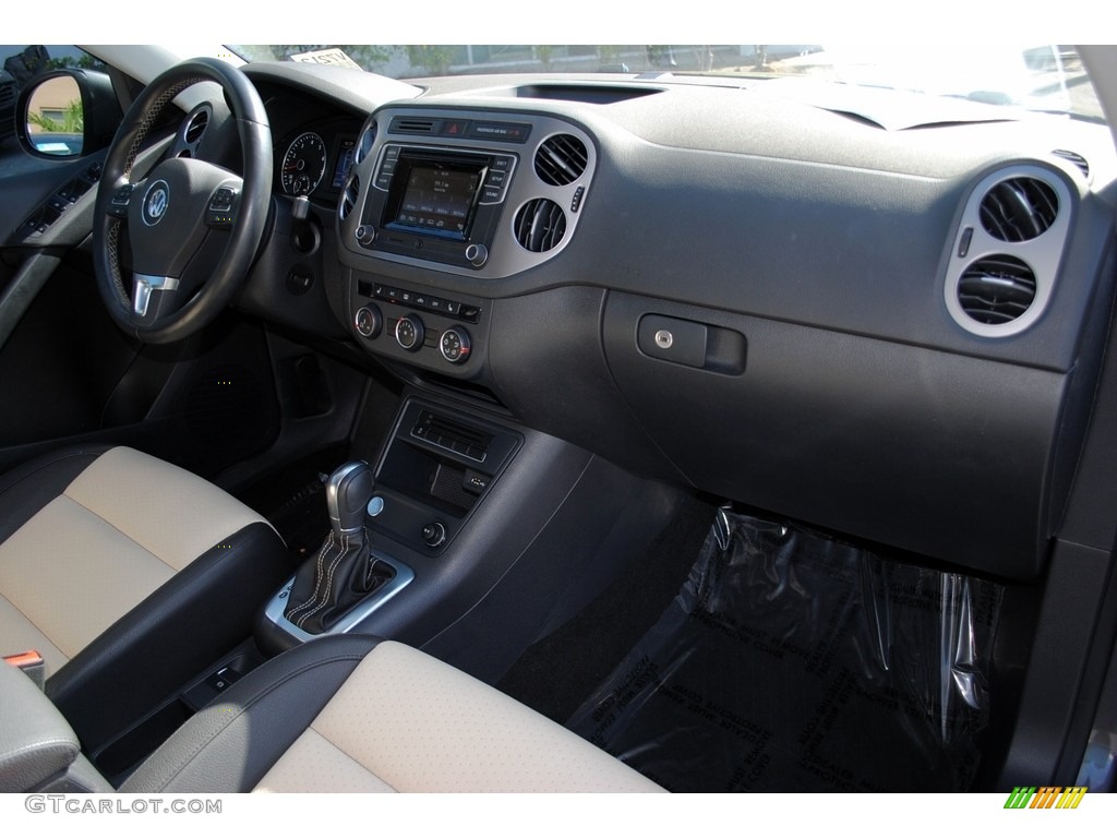 2016 Tiguan S - Pepper Gray Metallic / Beige/Black photo #18