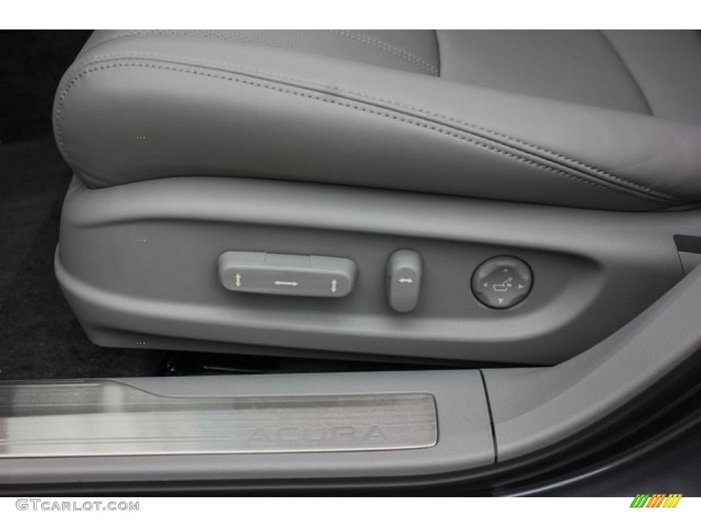 2019 Acura RLX Sport Hybrid SH-AWD Controls Photo #130133054
