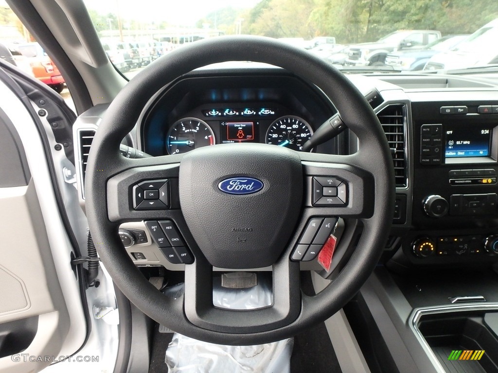 2019 Ford F350 Super Duty XLT Crew Cab 4x4 Earth Gray Steering Wheel Photo #130135688