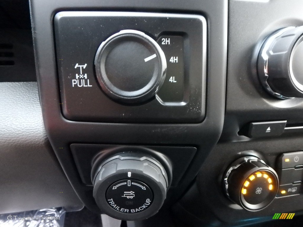 2018 F150 STX SuperCrew 4x4 - Ingot Silver / Black photo #18