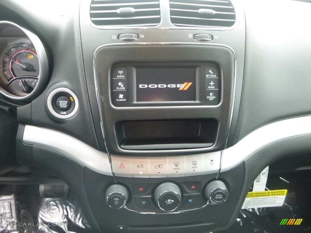 2018 Journey SE - Vice White / Black photo #15