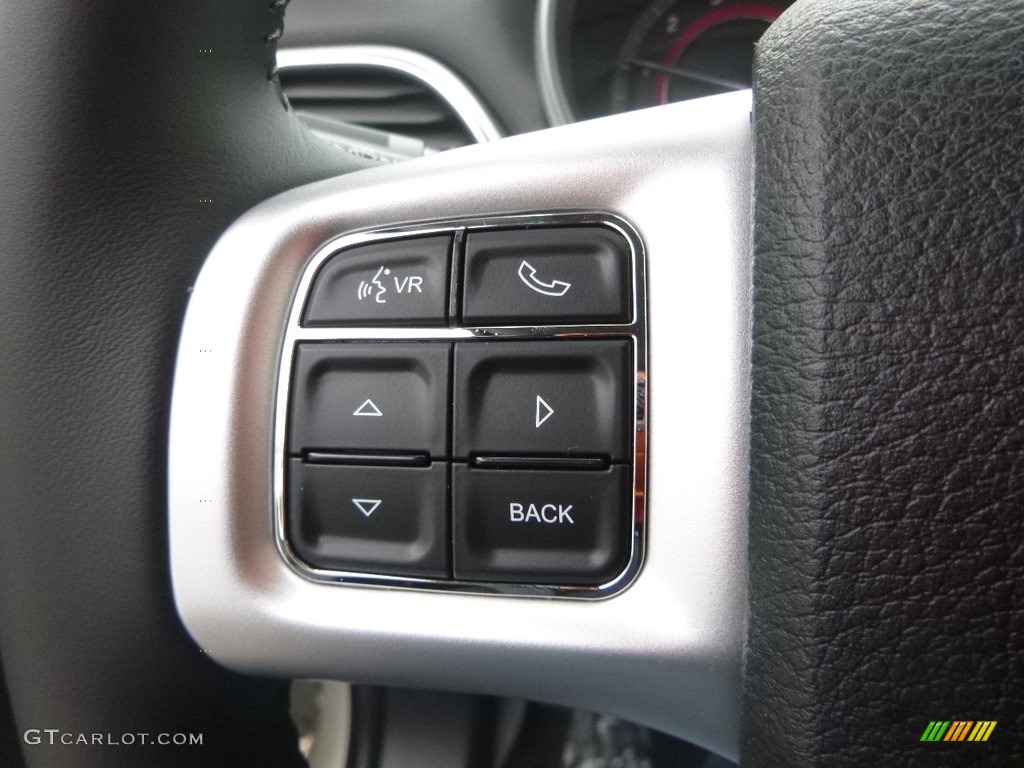 2018 Journey SE - Vice White / Black photo #18