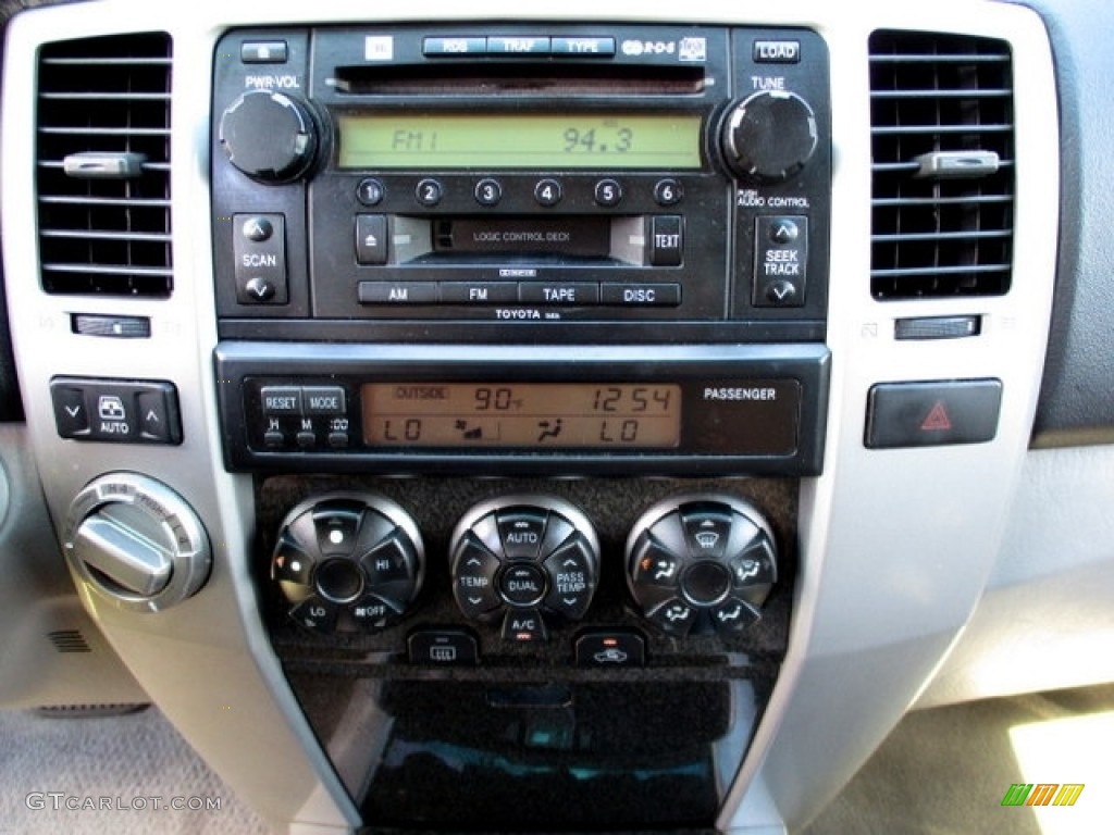 2004 4Runner Limited 4x4 - Black / Stone photo #23