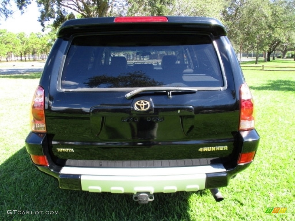 2004 4Runner Limited 4x4 - Black / Stone photo #28