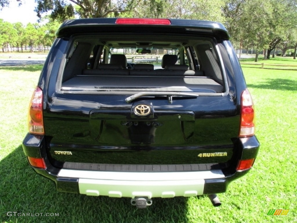 2004 4Runner Limited 4x4 - Black / Stone photo #30