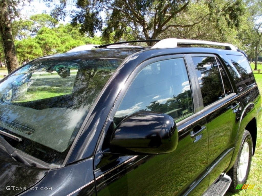 2004 4Runner Limited 4x4 - Black / Stone photo #60