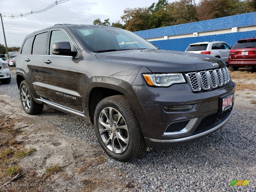 2019 Granite Crystal Metallic Jeep Grand Cherokee Summit 4x4