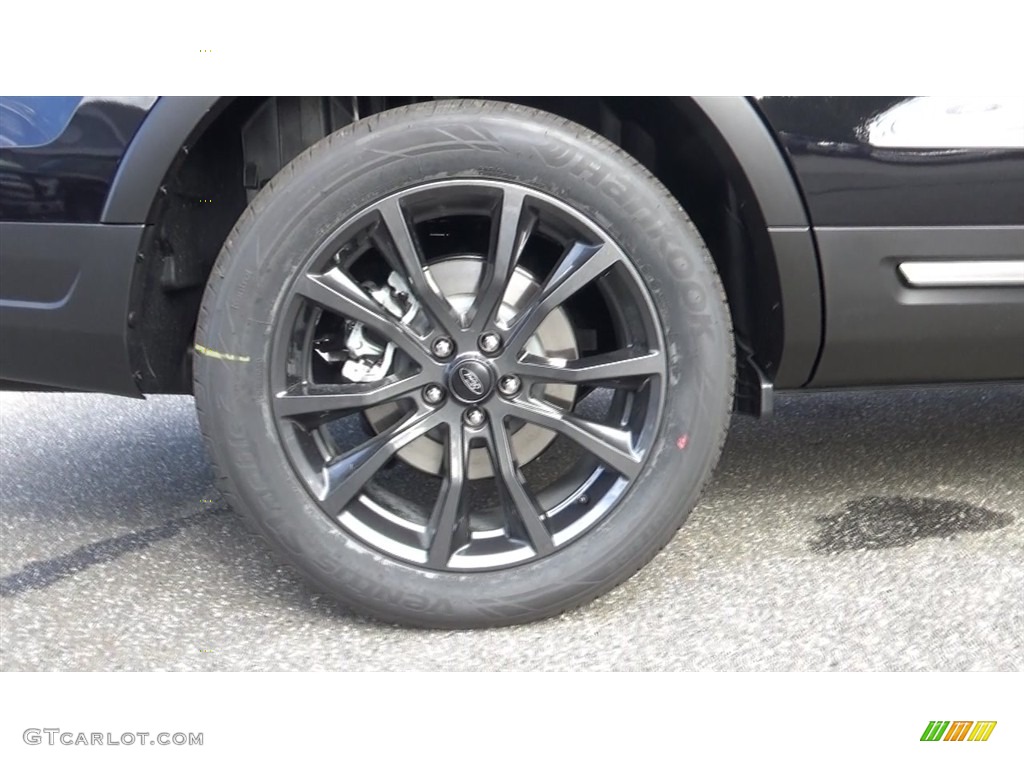 2019 Explorer XLT 4WD - Agate Black / Medium Black photo #23