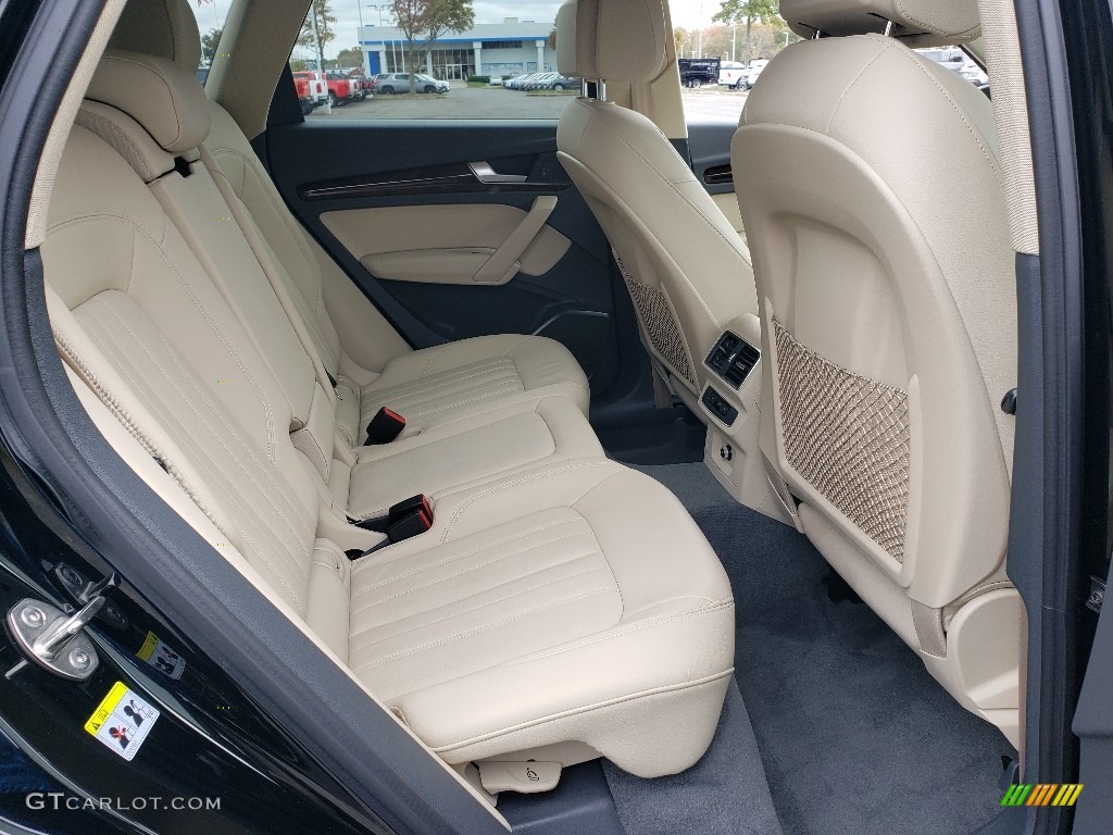 2018 Audi Q5 2.0 TFSI Premium quattro Rear Seat Photo #130141874