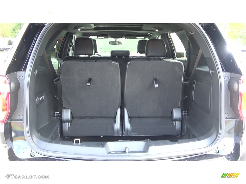 2019 Ford Explorer Limited 4WD Trunk Photos