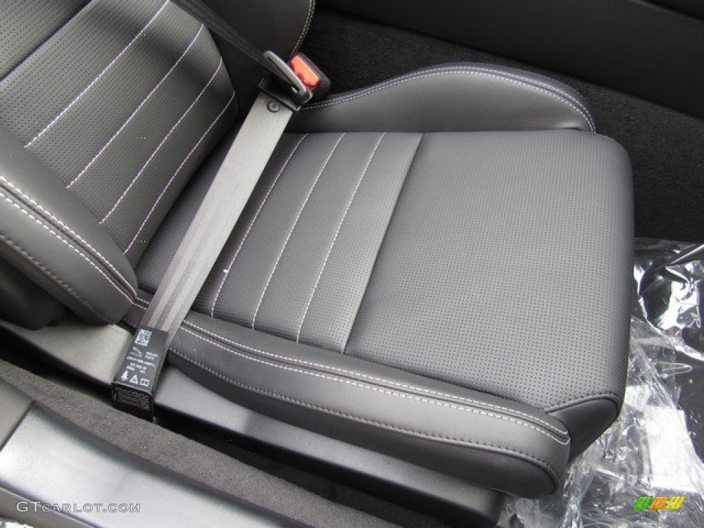 2019 Jaguar F-Type P300 Convertible Front Seat Photo #130146983