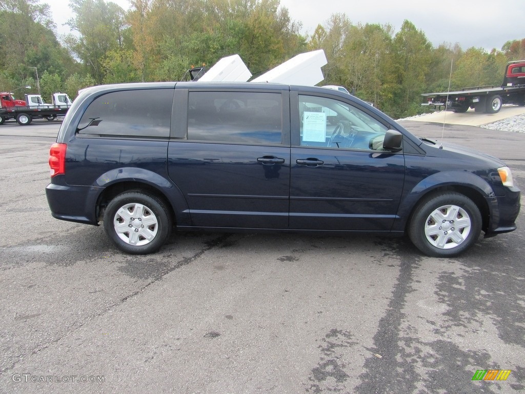 2012 Grand Caravan SE - True Blue Pearl / Black/Light Graystone photo #6