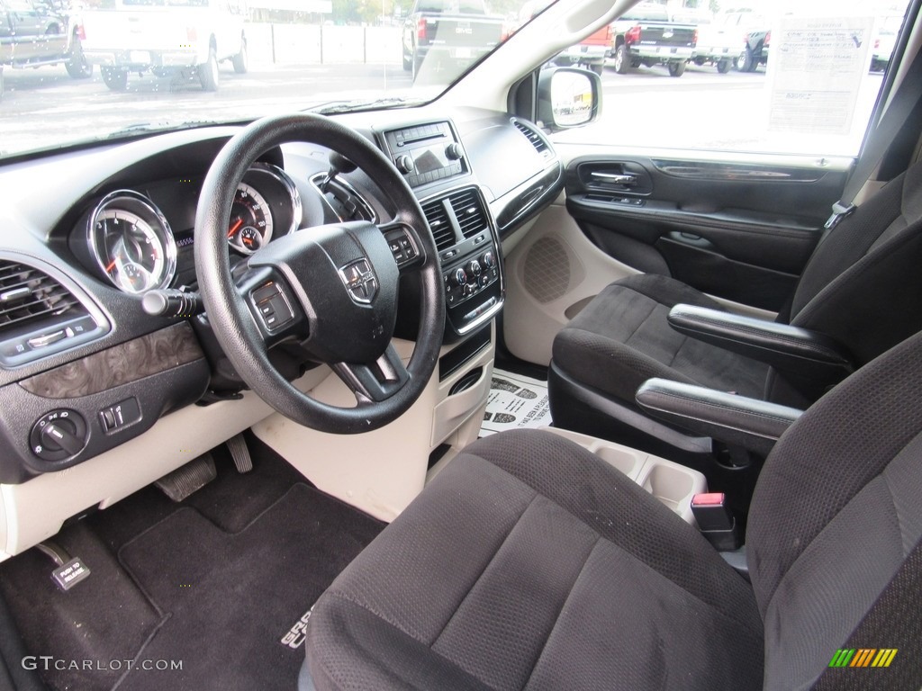 2012 Grand Caravan SE - True Blue Pearl / Black/Light Graystone photo #16