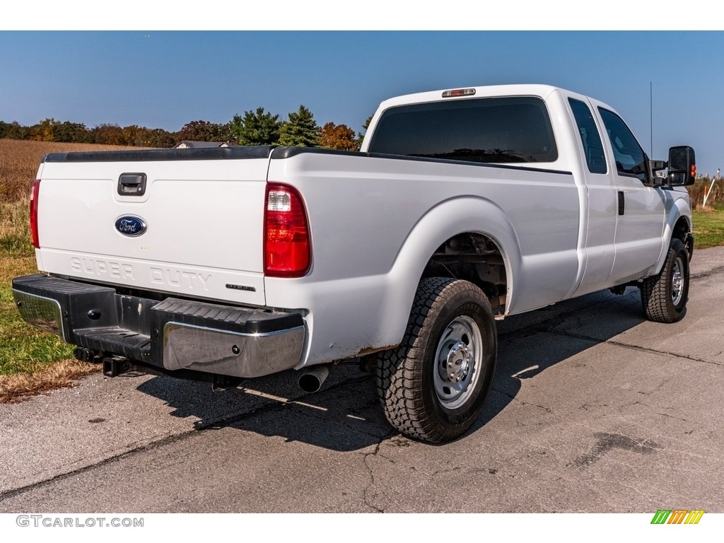 2014 F250 Super Duty XL SuperCab 4x4 - Oxford White / Steel photo #4