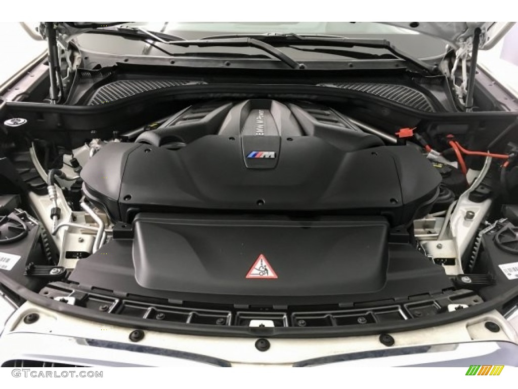 2016 BMW X5 M xDrive Engine Photos