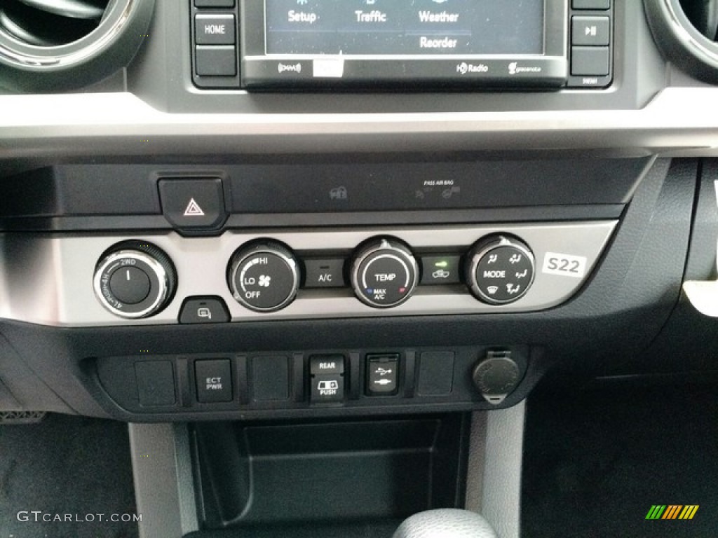 2019 Toyota Tacoma SR5 Double Cab 4x4 Controls Photo #130165701