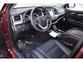 Black Interior Photo for 2019 Toyota Highlander #130168677