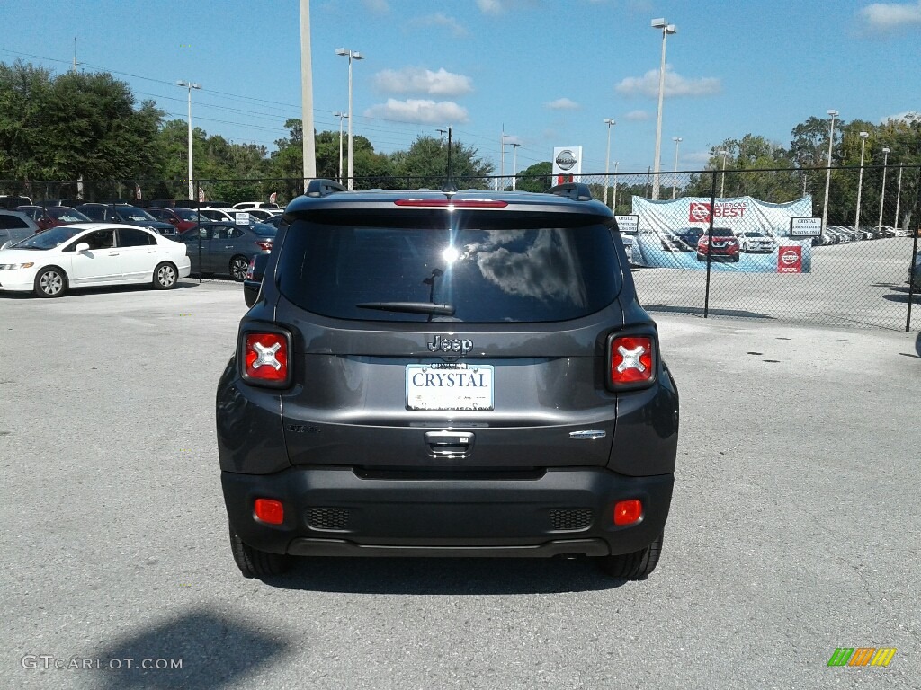 2018 Renegade Latitude - Granite Crystal Metallic / Black photo #4