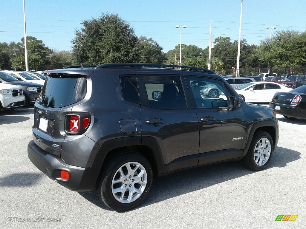 2018 Renegade Latitude - Granite Crystal Metallic / Black photo #5