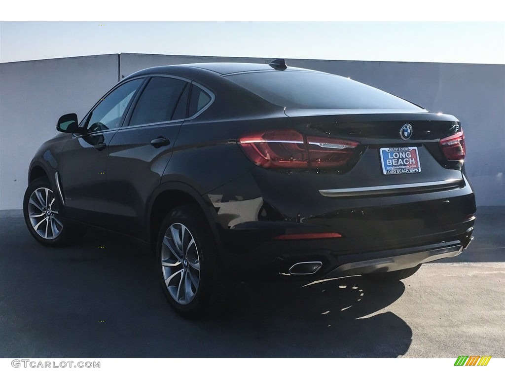 2019 X6 sDrive35i - Jet Black / Black photo #2