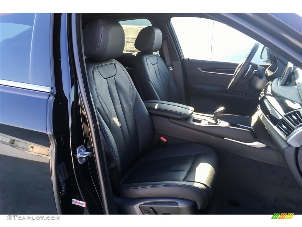 2019 X6 sDrive35i - Jet Black / Black photo #5