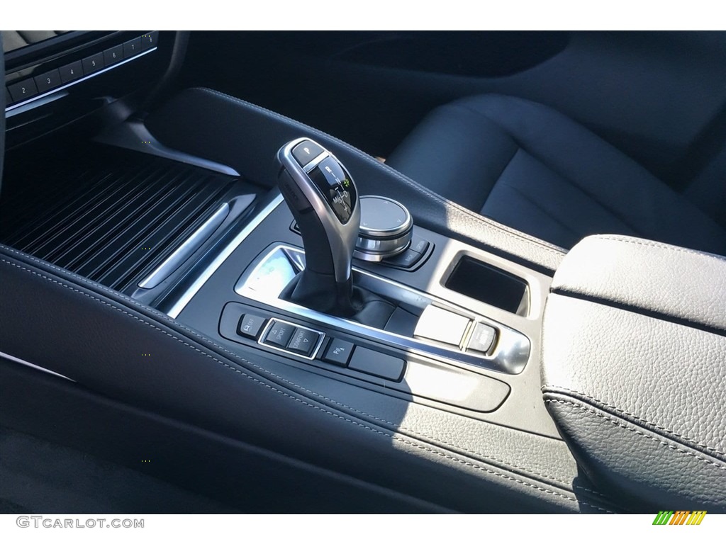 2019 X6 sDrive35i - Jet Black / Black photo #7