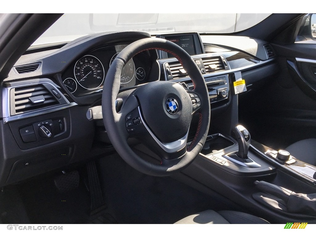 2018 3 Series 330i Sedan - Glacier Silver Metallic / Black photo #4