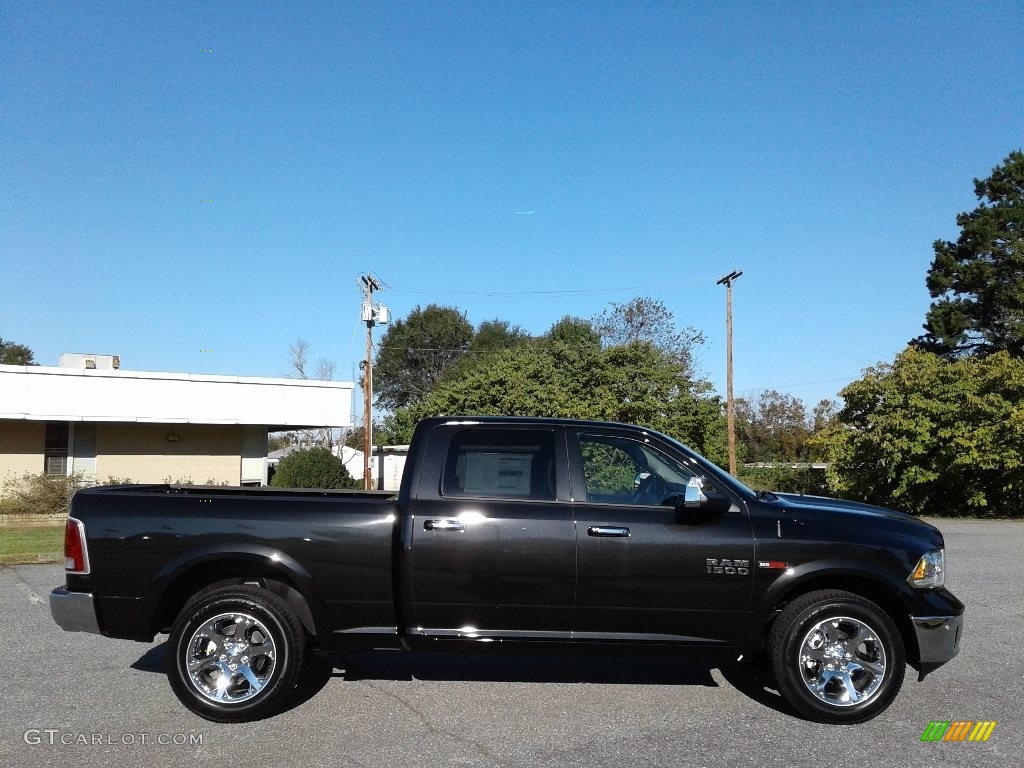Brilliant Black Crystal Pearl 2018 Ram 1500 Laramie Crew Cab 4x4 Exterior Photo #130171824