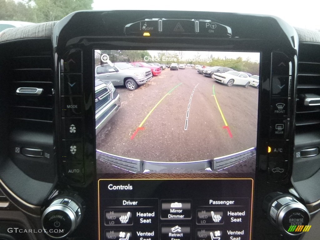 2019 1500 Long Horn Crew Cab 4x4 - Diamond Black Crystal Pearl / Mountain Brown/Light Frost Beige photo #18