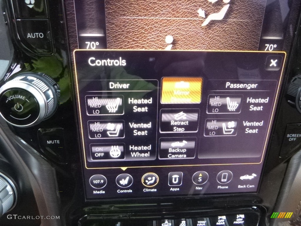 2019 1500 Long Horn Crew Cab 4x4 - Diamond Black Crystal Pearl / Mountain Brown/Light Frost Beige photo #19