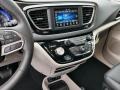 2019 Brilliant Black Crystal Pearl Chrysler Pacifica Touring L  photo #10