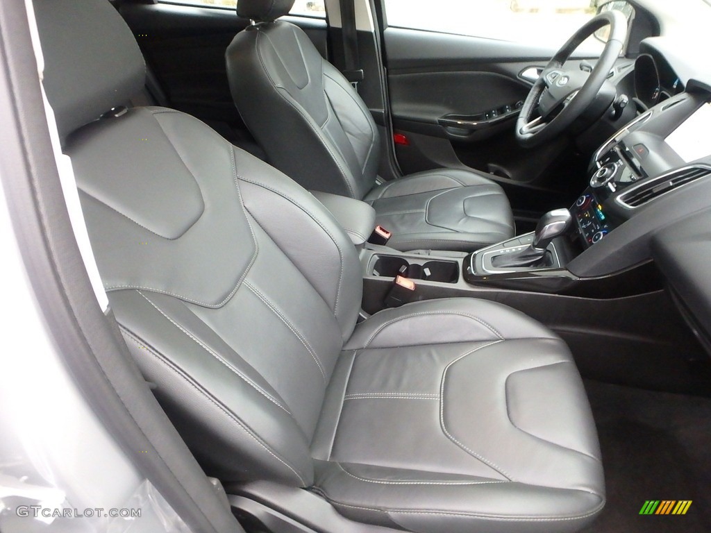 2018 Ford Focus Titanium Hatch Front Seat Photo #130175553