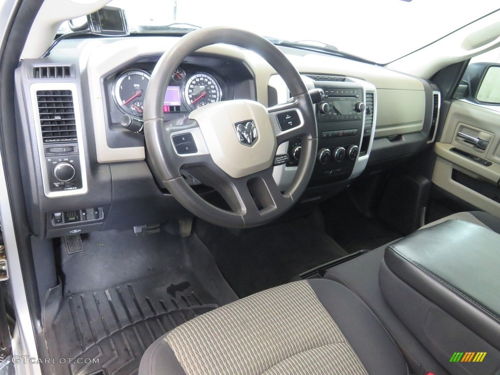 2011 Ram 2500 HD SLT Crew Cab 4x4 - Bright Silver Metallic / Dark Slate/Medium Graystone photo #17