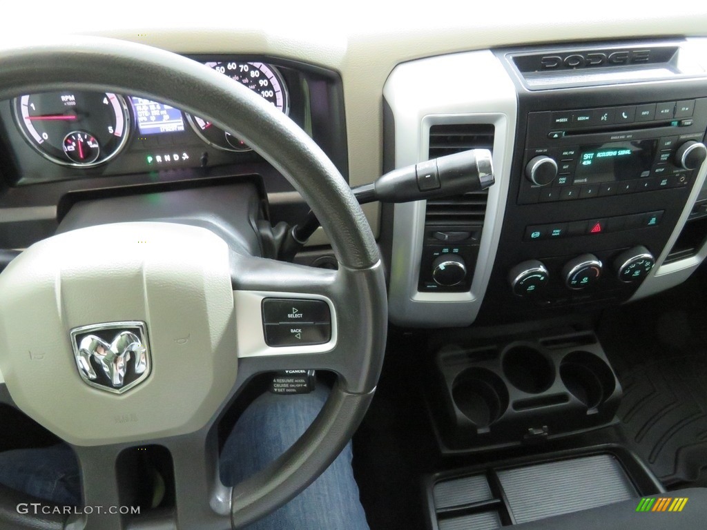 2011 Ram 2500 HD SLT Crew Cab 4x4 - Bright Silver Metallic / Dark Slate/Medium Graystone photo #29