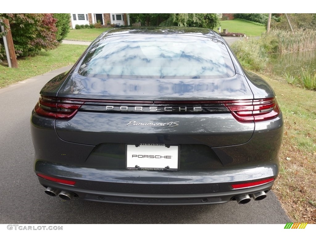 2018 Panamera 4S - Agate Grey Metallic / Black/Luxor Beige photo #5